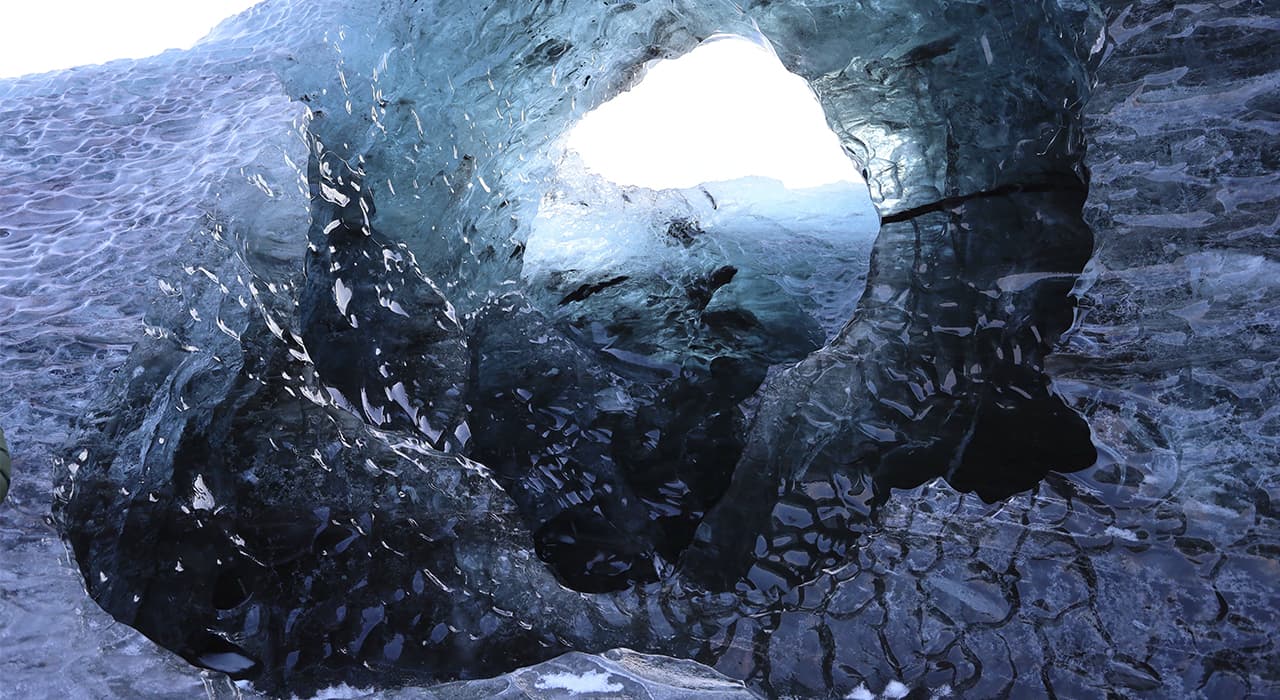 Dobshinskaya ice cave